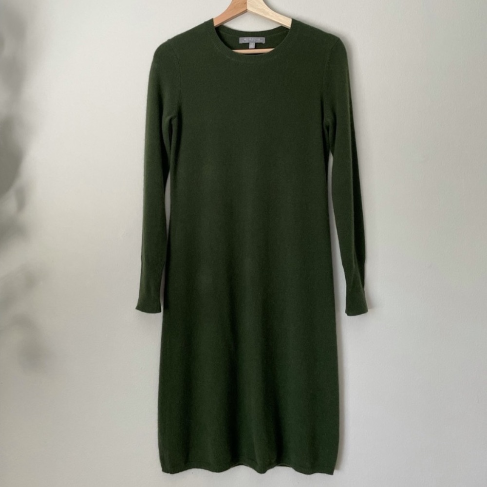 Neiman Marcus Olive Green Minimalist Long Sleeve 100% Cashmere Mini Dress